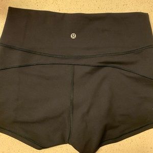 Lululemon In Movement shorts size 10